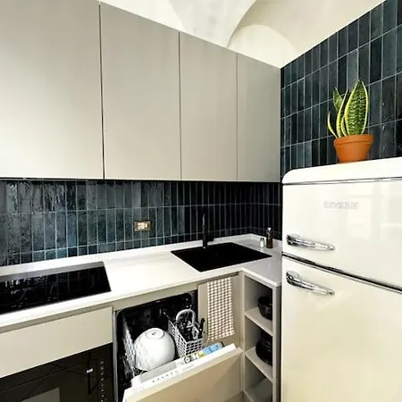 Apt 3-room Apartament