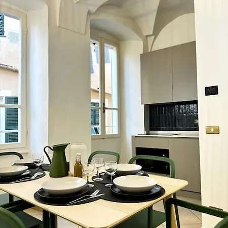 Apt 3-room Apartament